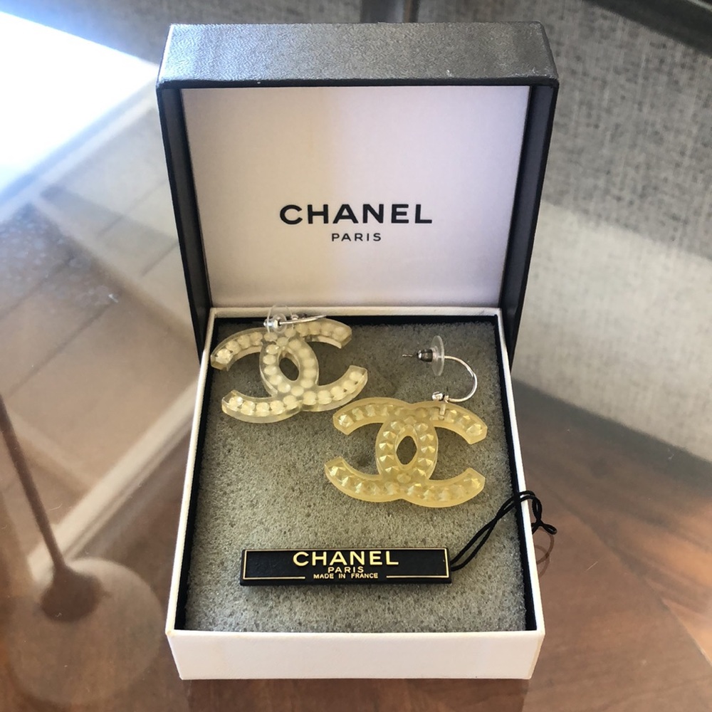 CHANEL Earrings